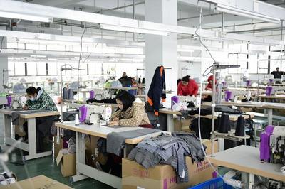 常熟服裝加工廠哪里多一點(diǎn)？揭秘創(chuàng)業(yè)熱土，把握服裝加工黃金機(jī)遇！