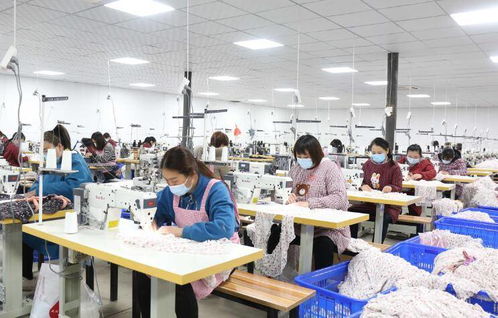 河北邢臺(tái) 家門口就業(yè)助增收，服裝加工鋪就鄉(xiāng)村振興路